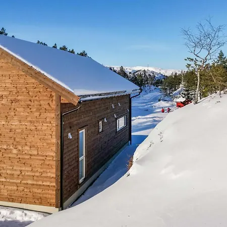 3 Bedroom Nice In Skare *